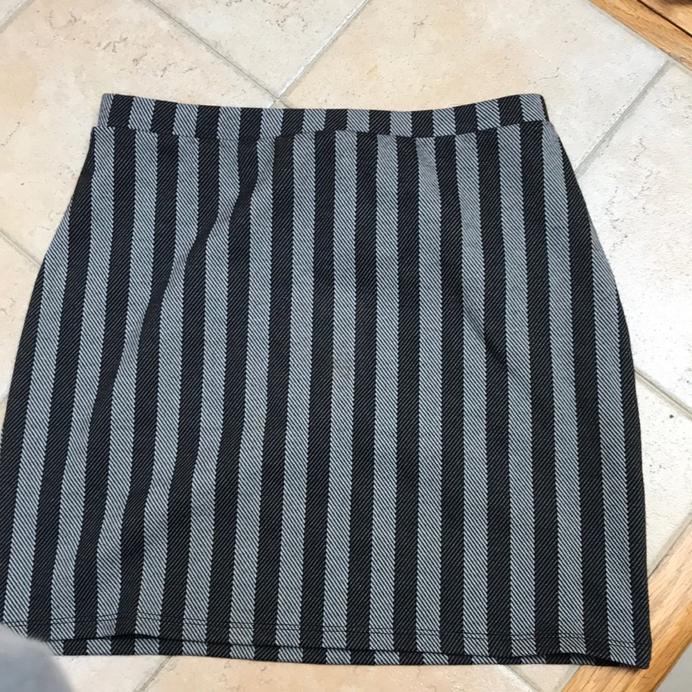 Body on skirt